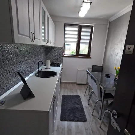 Apartament Clara Apartment *
